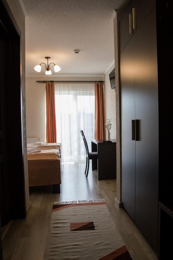 Pensiunea Casa Din VII Seusa Buitenkant foto